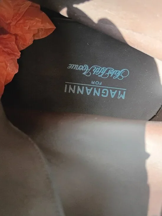 Magnanni for Saks Fifth Avenue Boots 9.5 *Like New - Picture 8 of 12